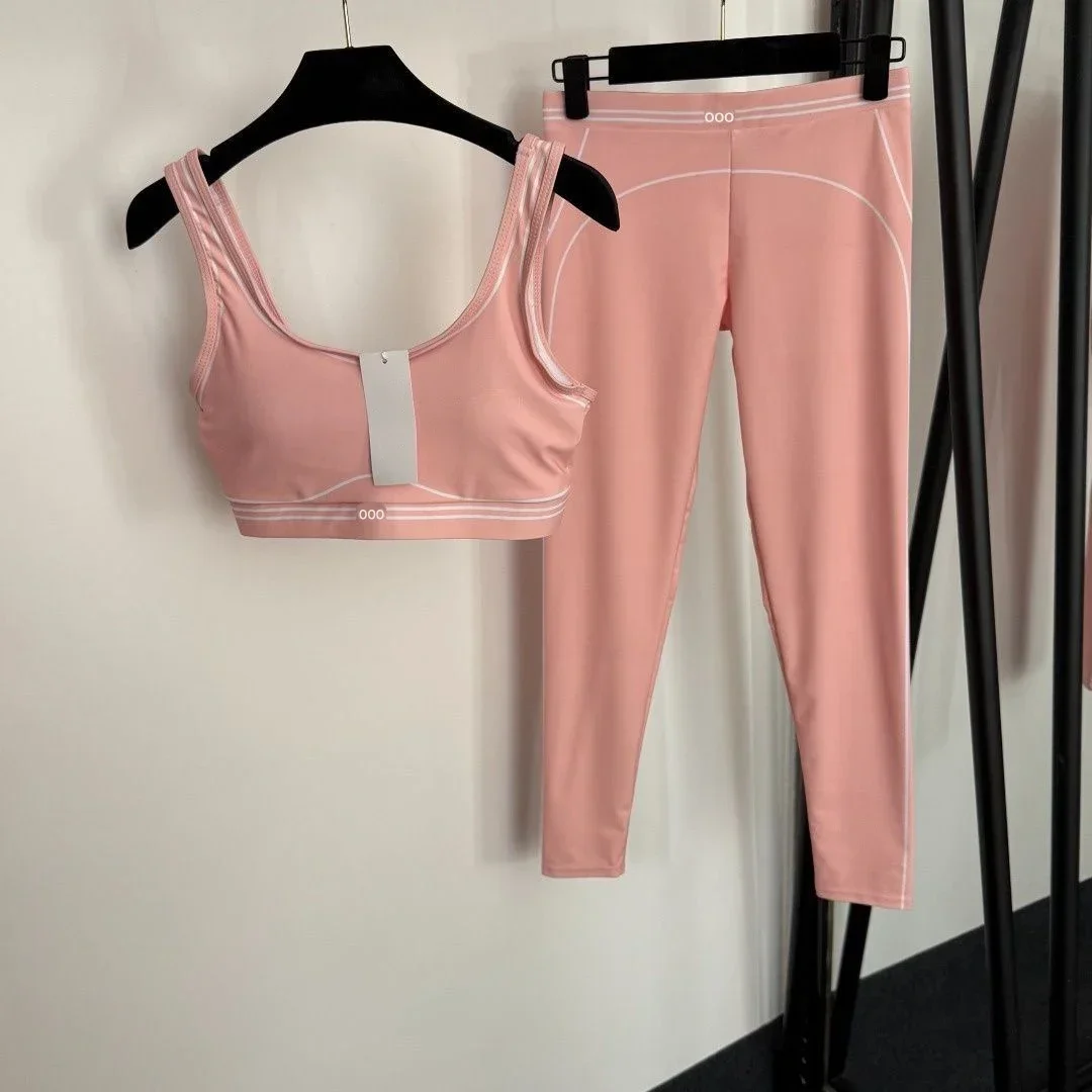 Pilates In Yoga Pants - Tank Top and Pants Two Piece
